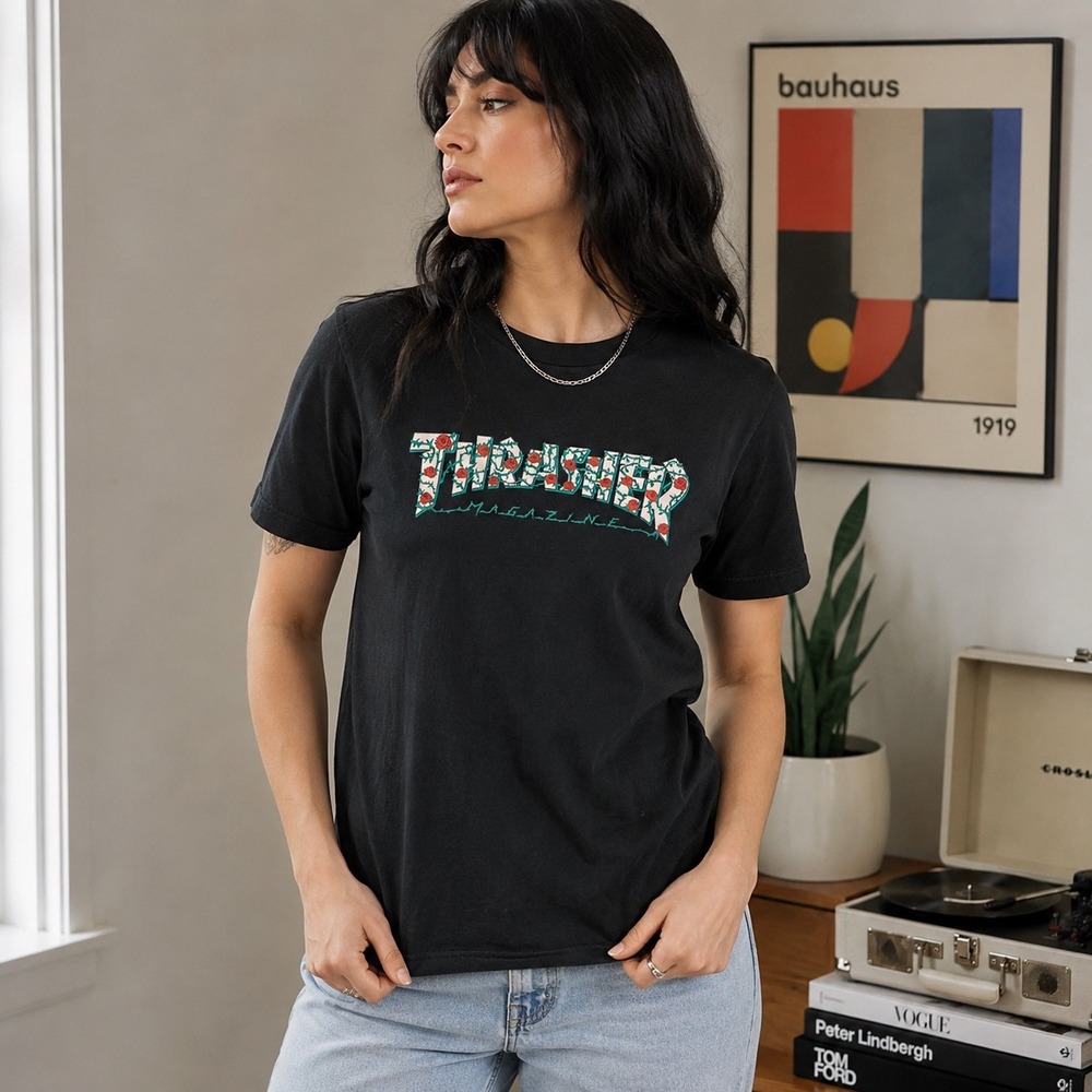 Thrasher Magazine Roses Logo Graphic T-Shirt Black XS Streetwear